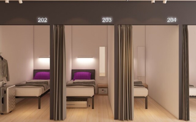 RadZone Hostel