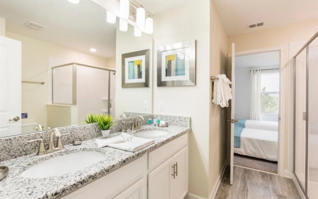 9BR ChampionsGate Pool Home