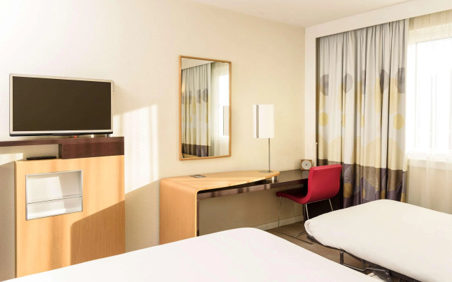 Novotel Glasgow Centre - Image 7
