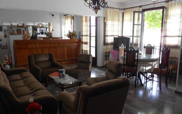 Frini Hotel
