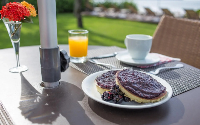 Amora Hotel