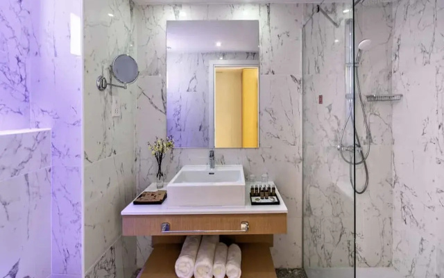 Leonardo Crystal Cove & Spa by the sea - Adults Only