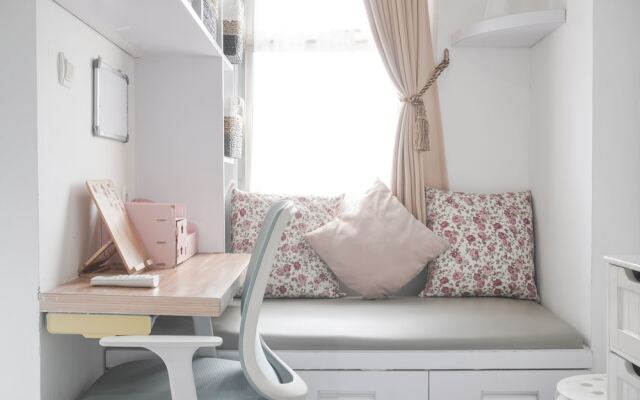 Fancy And Nice Studio At Belmont Residence Puri Apartment