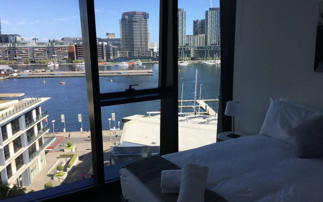 Apartments Melbourne Domain - New Quay Docklands