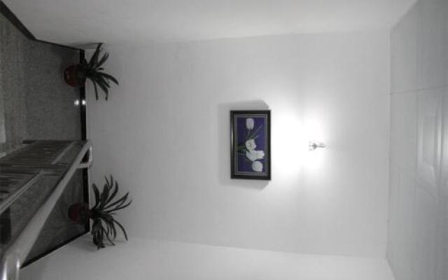 Ya'an Shimian Old Street Inn