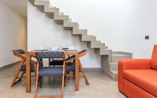 Quinto Sol by Moskito