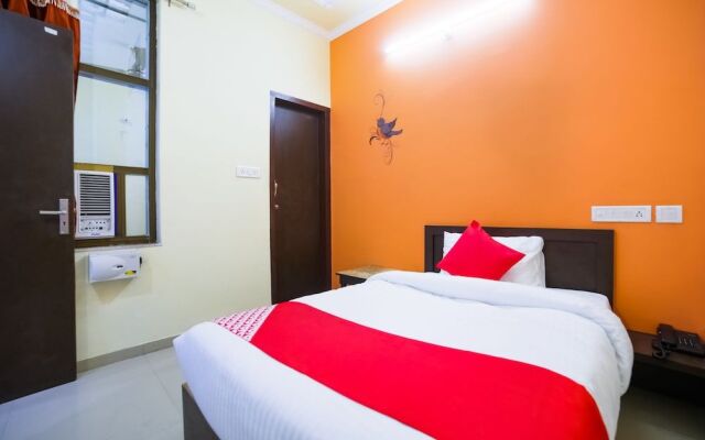 OYO 28141 Hotel Mamta Paradise