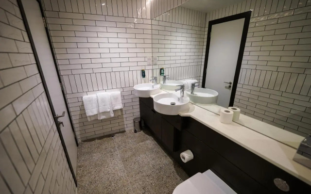 Dublin One Hotel