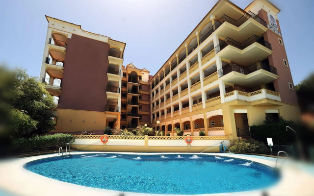 Leo Isla Canela Selection