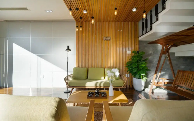 T P Pool Villa