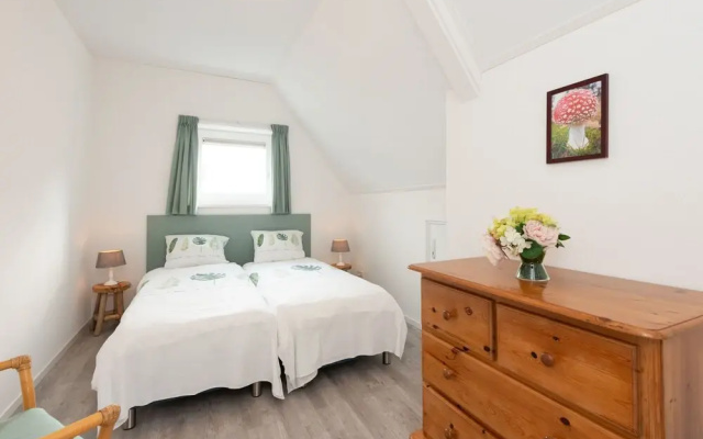 Quaint Apartment in Schoorl near Tennis Court