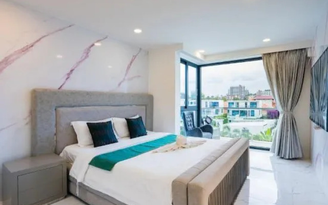 Newly Giant 12BR Villa (Pattaya South) - VVP31.1