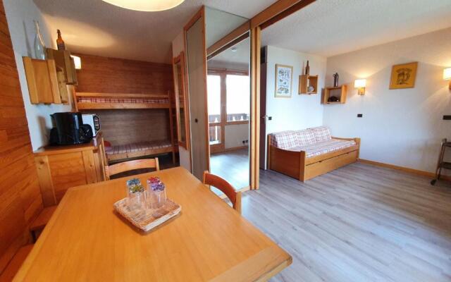 Appartement La Plagne, 1 pièce, 4 personnes - FR-1-353-74