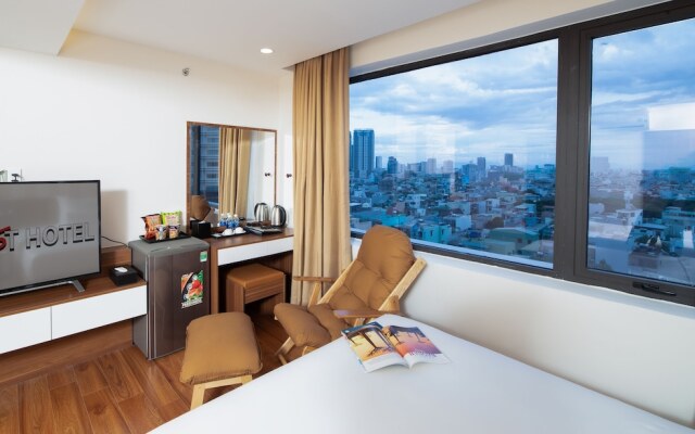 Rest Hotel & Apartment