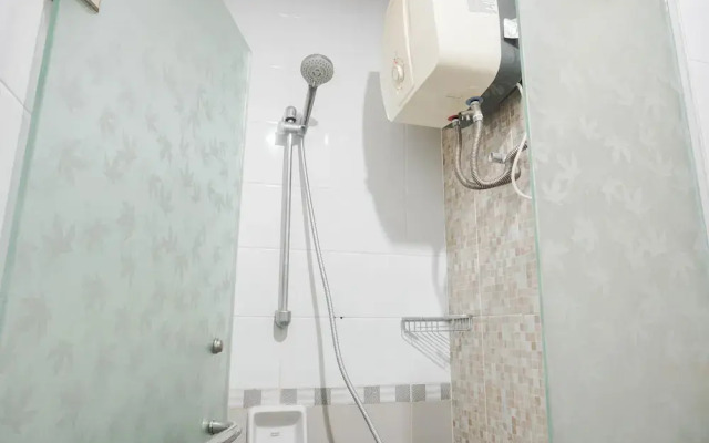 Attractive 1BR Apartment at Royal Olive Residence