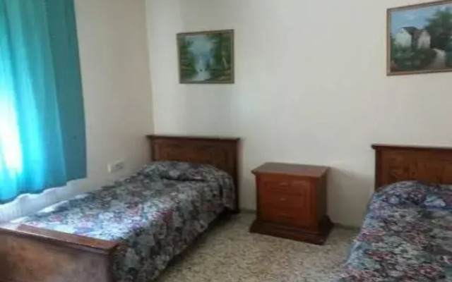 White House Apartments