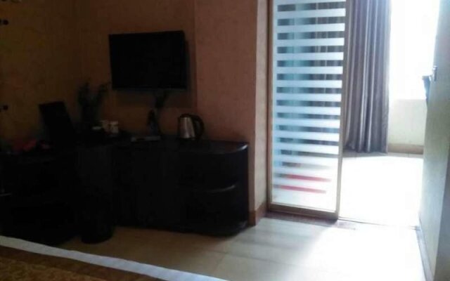 Suining Faxiang Business Hotel