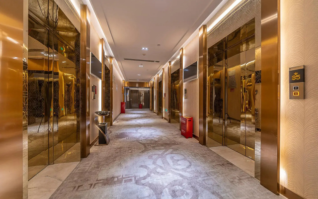 Rezen Select Hotel (Chongqing Jiefangbei)