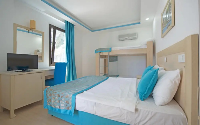 Carina Resort Hotel