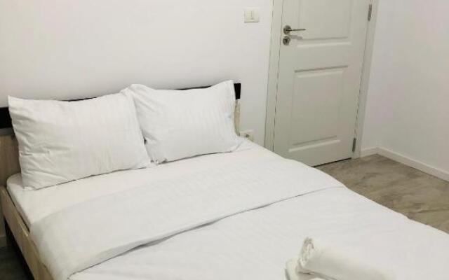 New and modern apartments in villa, near City Center M36