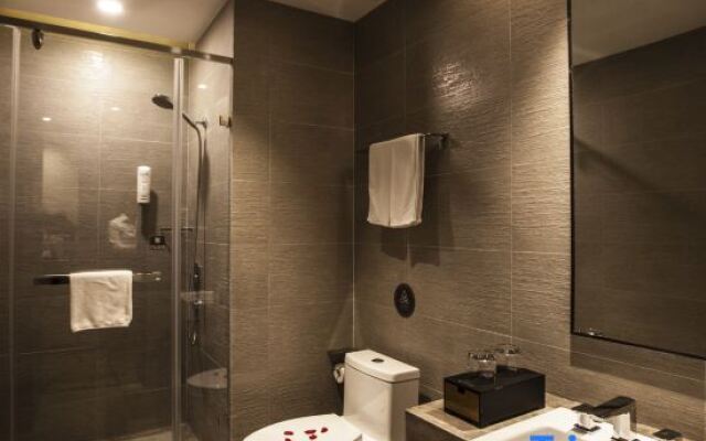 Homeinn Plus Hotel (Beijing Guangqumennei Subway Station Hongrun)