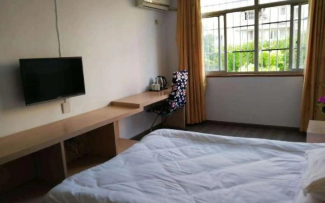 Heng 8 Hotel Chain (Shaoxing Binhai Store)