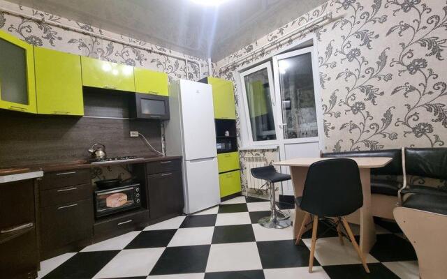 Апартаменты на проспекте Октябрьский