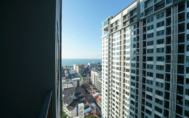 The Base Central Pattaya BY U Plus