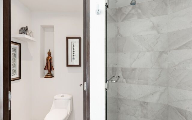 Beautiful Beachfront Apartments