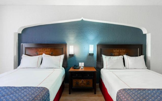 Hotel Fenix