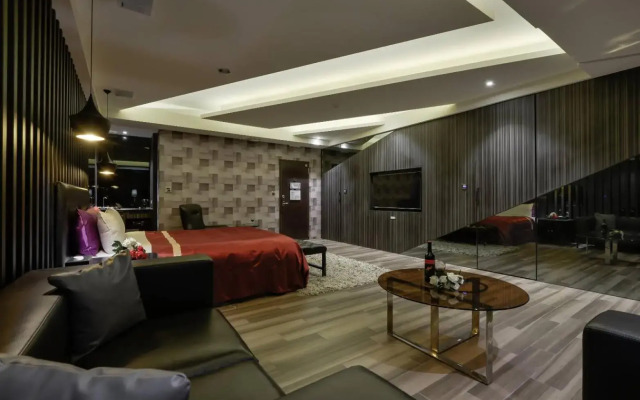 M hotel