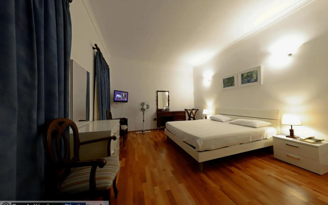 Hotel Castille