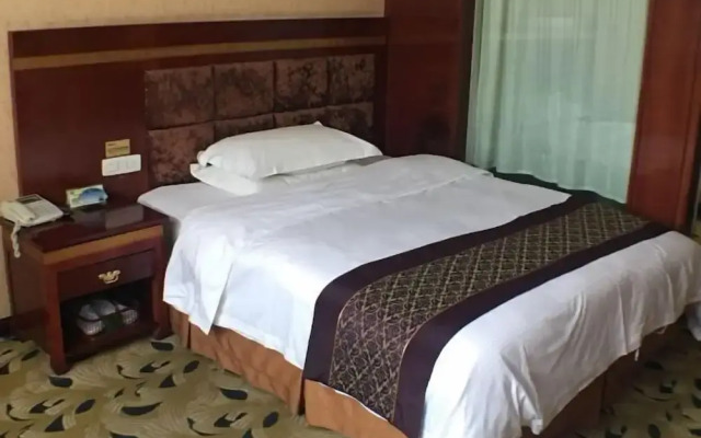 Zhushan Hotel