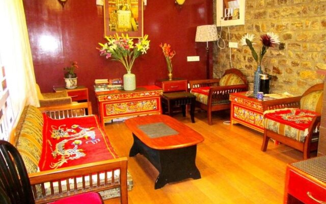 OYO 2317 Hotel Nirvana