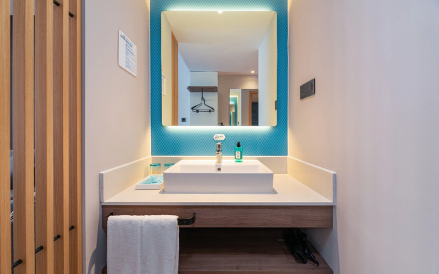 Holiday Inn Express Dongyang Hengdian by IHG