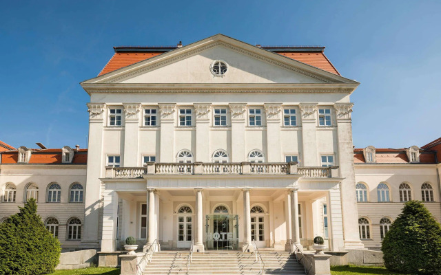 Austria Trend Hotel Schloss Wilhelminenberg
