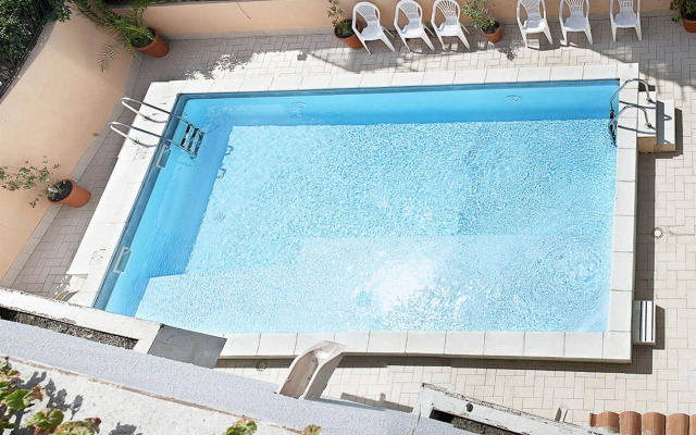 Hotel Majore