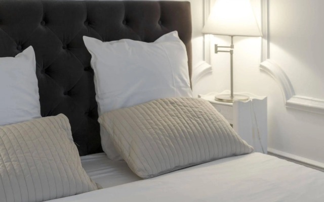 The Thonet House - A Luxury Historic Collection