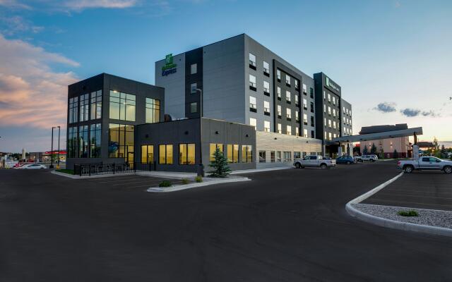 Holiday Inn Express Lethbridge Southeast, an IHG Hotel