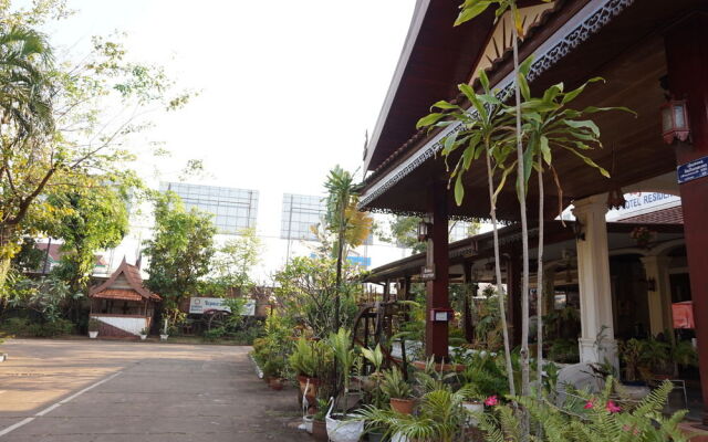 Champa Residence Boutique Green Hotel