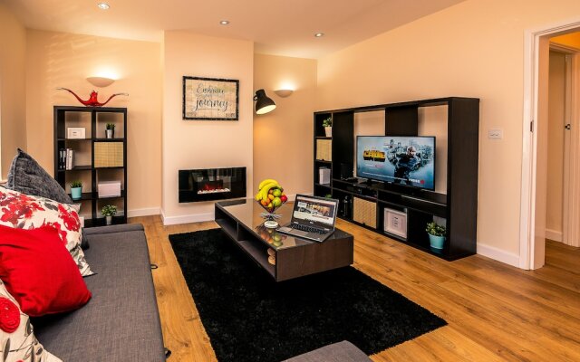 Unique Reading Apartment