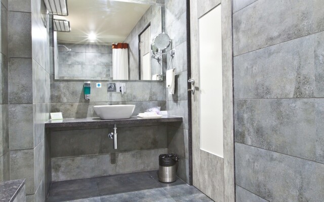 Hotel Sifat International