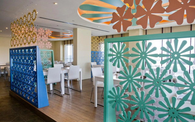 Al Raya Suites