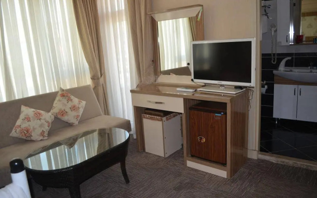 Yildirim Hotel