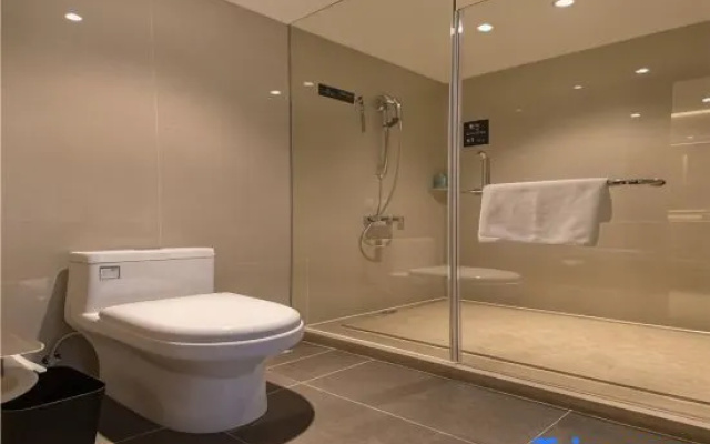 Borrman Hotel (Jinan 960 Hospital Zoo) – Bathroom – Jinan