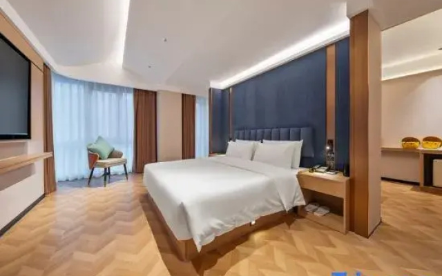 JinGuan City  Hotel
