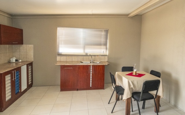 Ripley`s Self-Catering Camp Windhoek