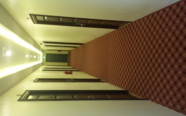 Virati Hotel