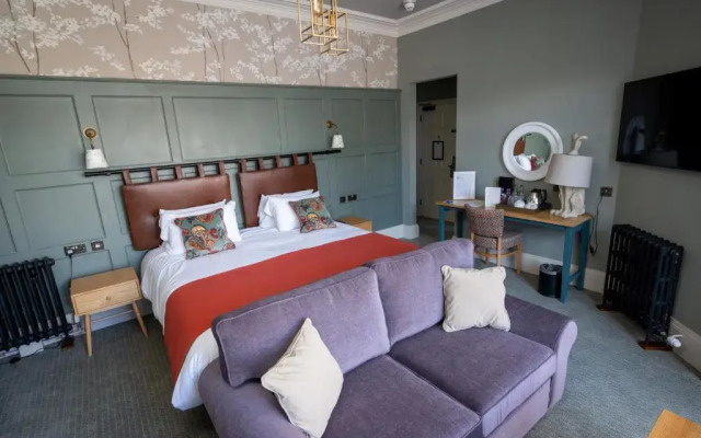 Victoria Hotel Menai Bridge