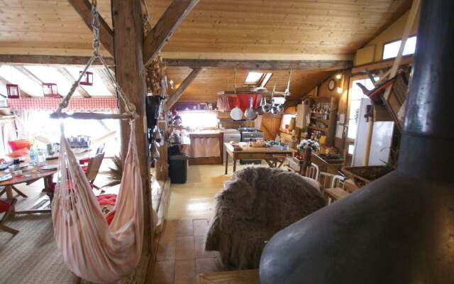 Luxurious Chalet in the Alpine Commune of Taninges